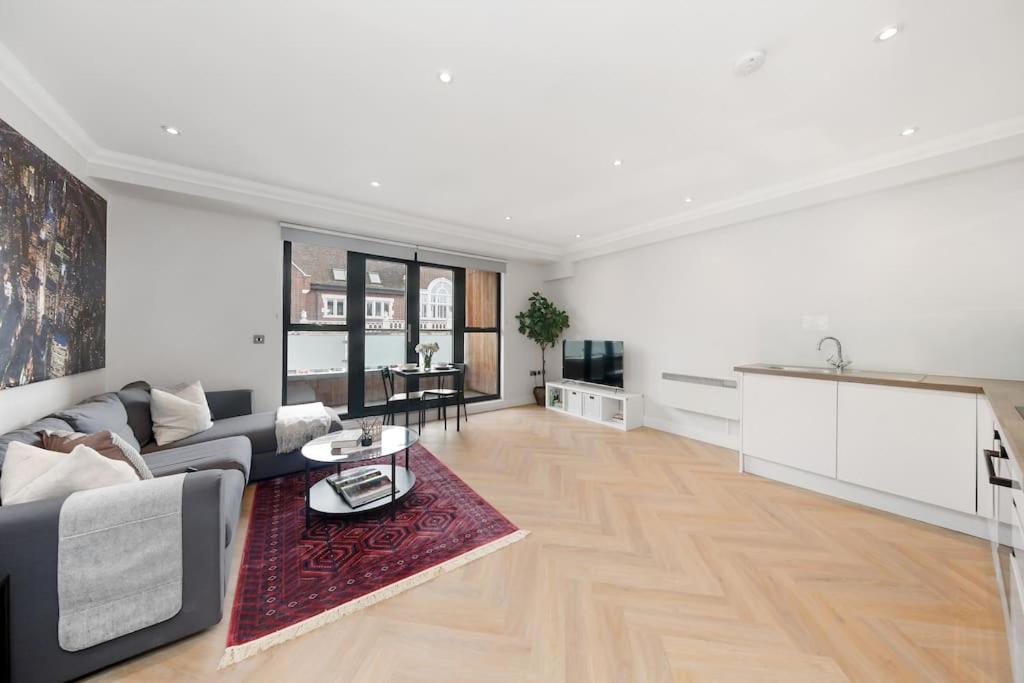 Pleasing 2Bed Flat 10Min To Wimbledon Tennis Court لندن المظهر الخارجي الصورة